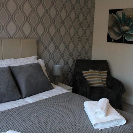 Haven - Spacious Luxury Home Perfect For Families, Couples And Contractors! 5Mins To Xscape And Junction 32! Castleford Exterior foto